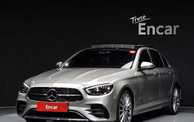 Mercedes-Benz E-Класс, 2022 год, 4 900 000 рублей, 1 фотография