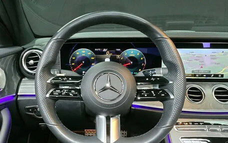 Mercedes-Benz E-Класс, 2022 год, 4 900 000 рублей, 13 фотография