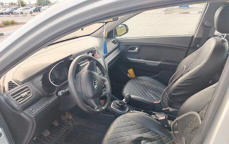 KIA Rio III рестайлинг, 2014 год, 715 000 рублей, 2 фотография