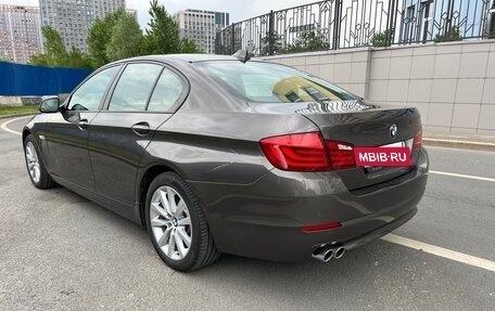 BMW 5 серия, 2010 год, 2 300 000 рублей, 3 фотография