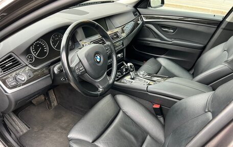 BMW 5 серия, 2010 год, 2 300 000 рублей, 10 фотография