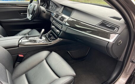 BMW 5 серия, 2010 год, 2 300 000 рублей, 14 фотография