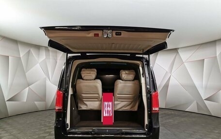 Mercedes-Benz V-Класс, 2019 год, 12 000 000 рублей, 24 фотография