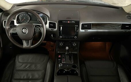 Volkswagen Touareg III, 2012 год, 1 550 000 рублей, 11 фотография