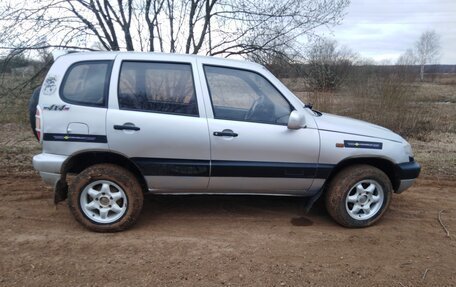 Chevrolet Niva I рестайлинг, 2004 год, 285 000 рублей, 7 фотография