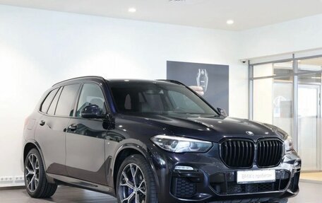 BMW X5, 2018 год, 5 290 000 рублей, 3 фотография
