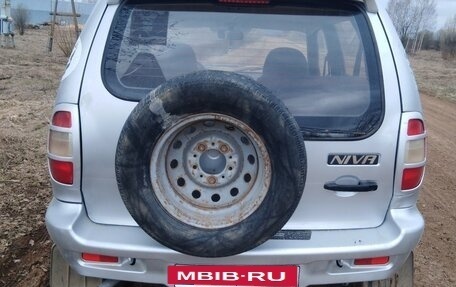 Chevrolet Niva I рестайлинг, 2004 год, 285 000 рублей, 4 фотография