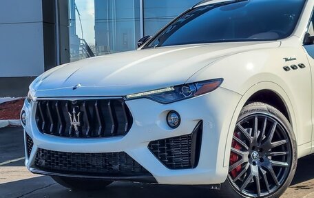Maserati Levante I, 2022 год, 5 886 293 рублей, 1 фотография