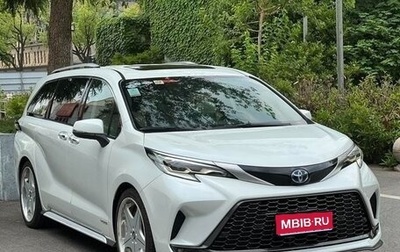 Toyota Sienna, 2023 год, 4 500 000 рублей, 1 фотография
