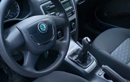 Skoda Octavia, 2012 год, 1 290 000 рублей, 2 фотография
