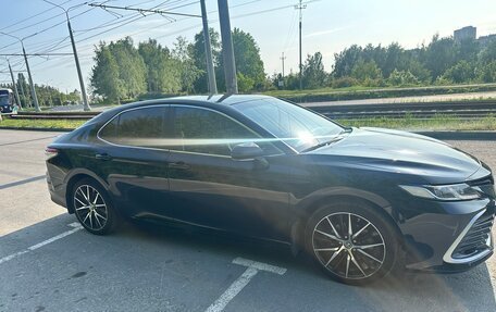 Toyota Camry, 2022 год, 2 999 999 рублей, 5 фотография