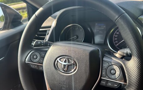 Toyota Camry, 2022 год, 2 999 999 рублей, 8 фотография
