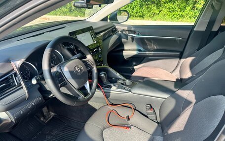 Toyota Camry, 2022 год, 2 999 999 рублей, 10 фотография