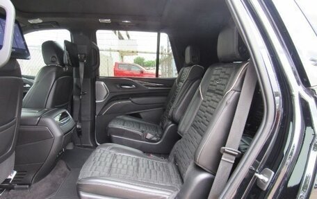 Cadillac Escalade V, 2021 год, 8 949 692 рублей, 13 фотография