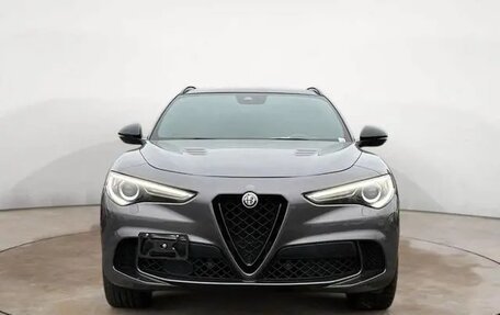 Alfa Romeo Stelvio, 2022 год, 6 265 998 рублей, 2 фотография