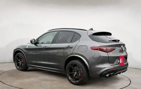 Alfa Romeo Stelvio, 2022 год, 6 265 998 рублей, 7 фотография
