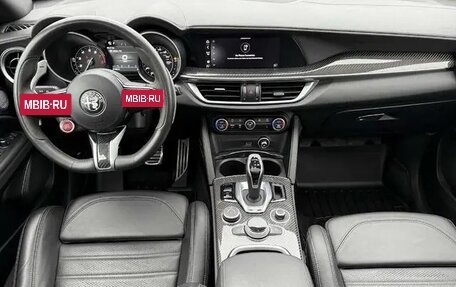 Alfa Romeo Stelvio, 2022 год, 6 265 998 рублей, 15 фотография
