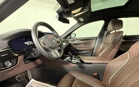 BMW 5 серия, 2022 год, 11 450 000 рублей, 10 фотография