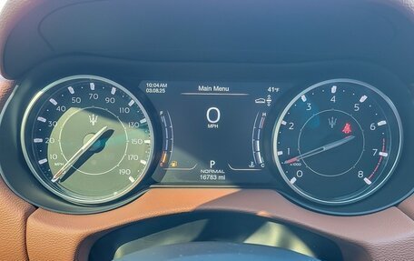 Maserati Levante I, 2022 год, 5 886 293 рублей, 7 фотография