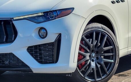 Maserati Levante I, 2022 год, 5 886 293 рублей, 4 фотография