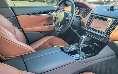 Maserati Levante I, 2022 год, 5 886 293 рублей, 6 фотография
