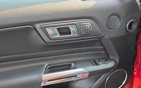 Ford Mustang VI рестайлинг, 2022 год, 4 080 771 рублей, 19 фотография