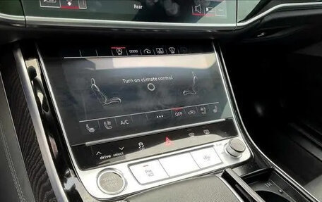 Audi A8, 2022 год, 6 530 018 рублей, 15 фотография