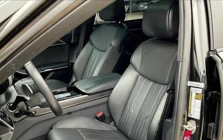 Audi A8, 2022 год, 6 530 018 рублей, 18 фотография
