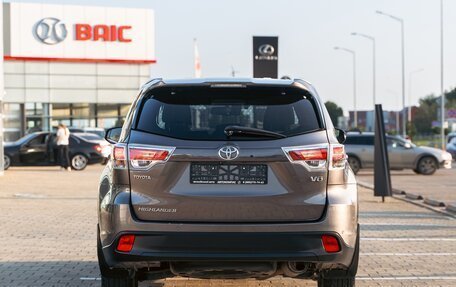 Toyota Highlander III, 2013 год, 2 495 000 рублей, 5 фотография