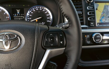 Toyota Highlander III, 2013 год, 2 495 000 рублей, 13 фотография