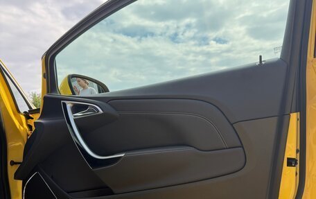 Opel Astra J, 2013 год, 1 150 000 рублей, 12 фотография