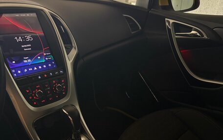 Opel Astra J, 2013 год, 1 150 000 рублей, 21 фотография
