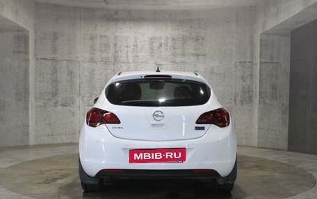 Opel Astra J, 2011 год, 649 000 рублей, 11 фотография
