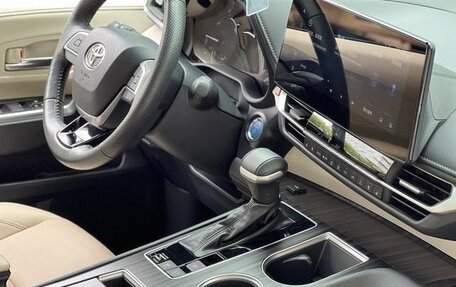Toyota Sienna, 2023 год, 4 500 000 рублей, 21 фотография