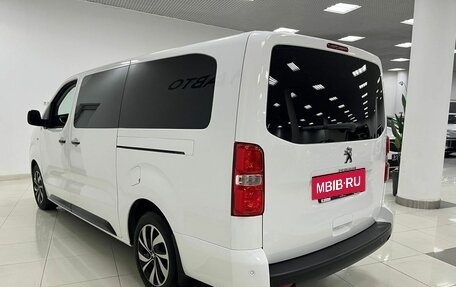 Peugeot Traveller I, 2022 год, 4 700 000 рублей, 6 фотография