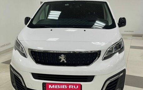 Peugeot Traveller I, 2022 год, 4 700 000 рублей, 2 фотография