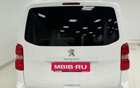 Peugeot Traveller I, 2022 год, 4 700 000 рублей, 7 фотография