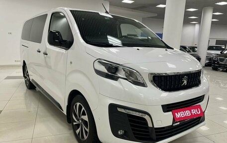 Peugeot Traveller I, 2022 год, 4 700 000 рублей, 3 фотография