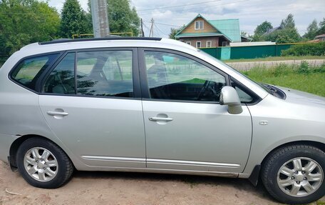 KIA Carens III (RP), 2007 год, 450 000 рублей, 3 фотография