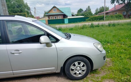 KIA Carens III (RP), 2007 год, 450 000 рублей, 2 фотография