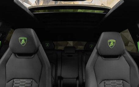 Lamborghini Urus I, 2023 год, 35 000 000 рублей, 10 фотография