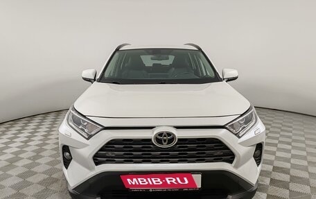 Toyota RAV4, 2021 год, 4 200 000 рублей, 2 фотография
