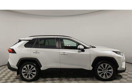Toyota RAV4, 2021 год, 4 200 000 рублей, 4 фотография