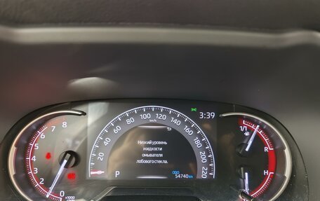 Toyota RAV4, 2021 год, 4 200 000 рублей, 13 фотография