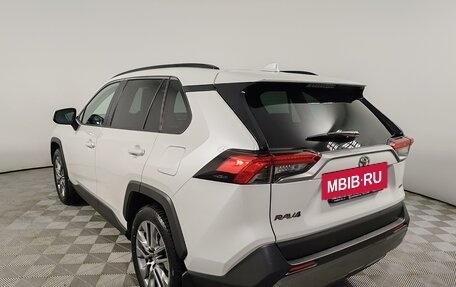 Toyota RAV4, 2021 год, 4 200 000 рублей, 7 фотография