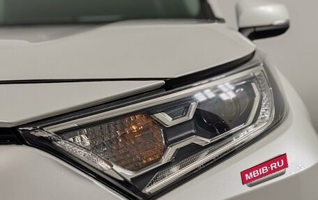 Toyota RAV4, 2021 год, 4 200 000 рублей, 21 фотография