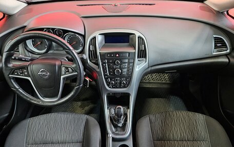 Opel Astra J, 2014 год, 899 000 рублей, 9 фотография