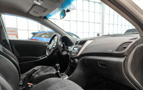 Hyundai Solaris II рестайлинг, 2014 год, 699 000 рублей, 13 фотография