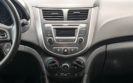 Hyundai Solaris II рестайлинг, 2014 год, 699 000 рублей, 18 фотография