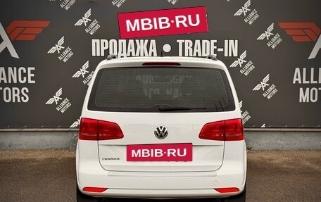 Volkswagen Touran III, 2013 год, 1 040 000 рублей, 6 фотография